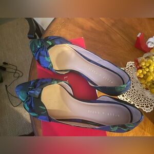 Elegant Blue and Green Women's flats